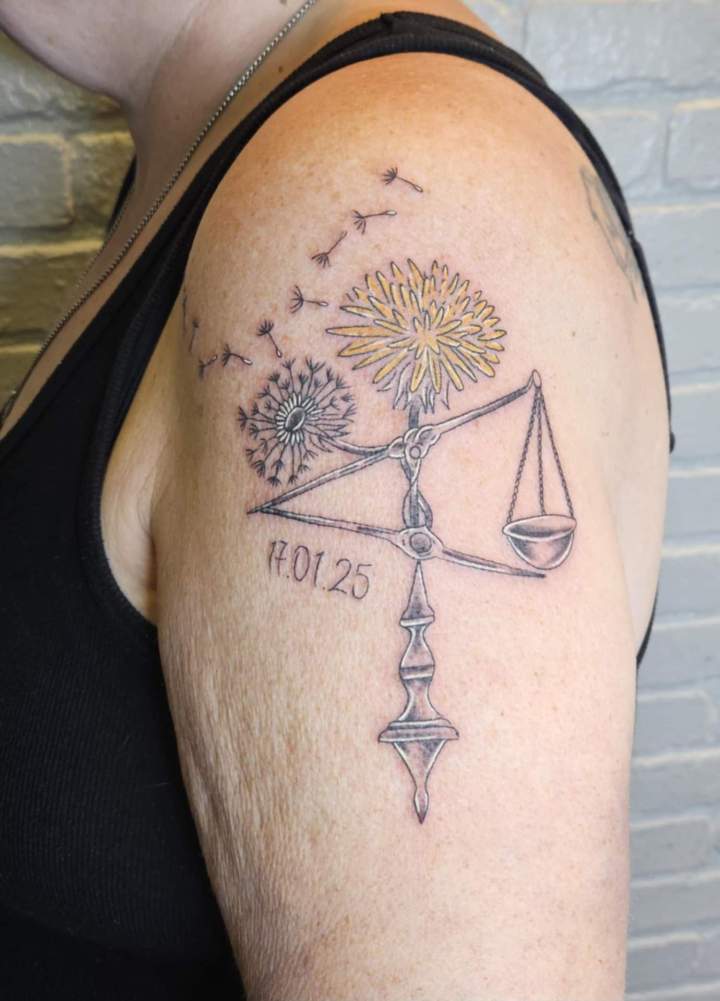 tatouage floral fany tattoo